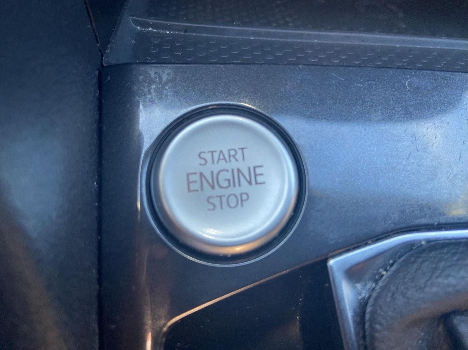2024 Volkswagen Tiguan SEL R-Line