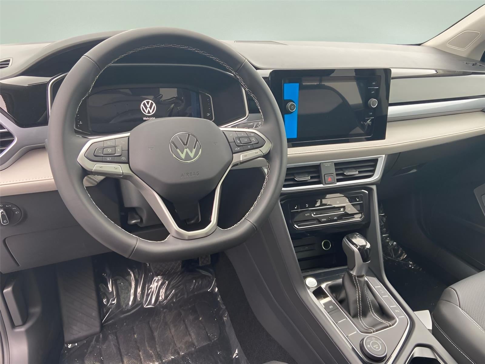 2025 Volkswagen Taos 1.5T SEL