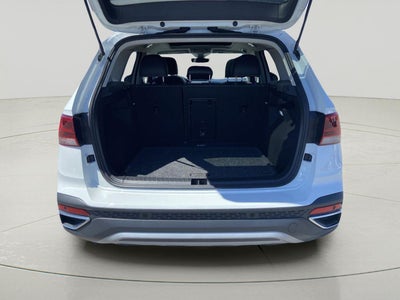 2024 Volkswagen Taos SEL