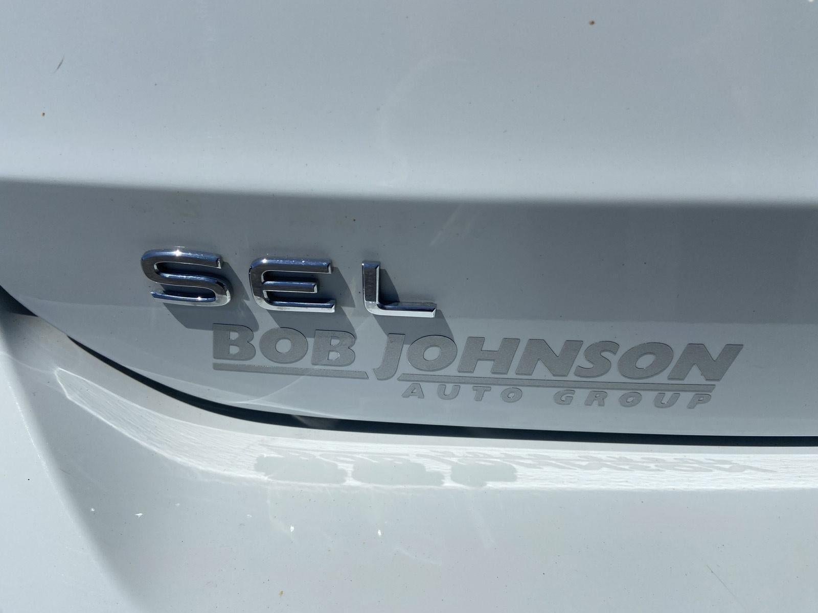 2024 Volkswagen Taos SEL