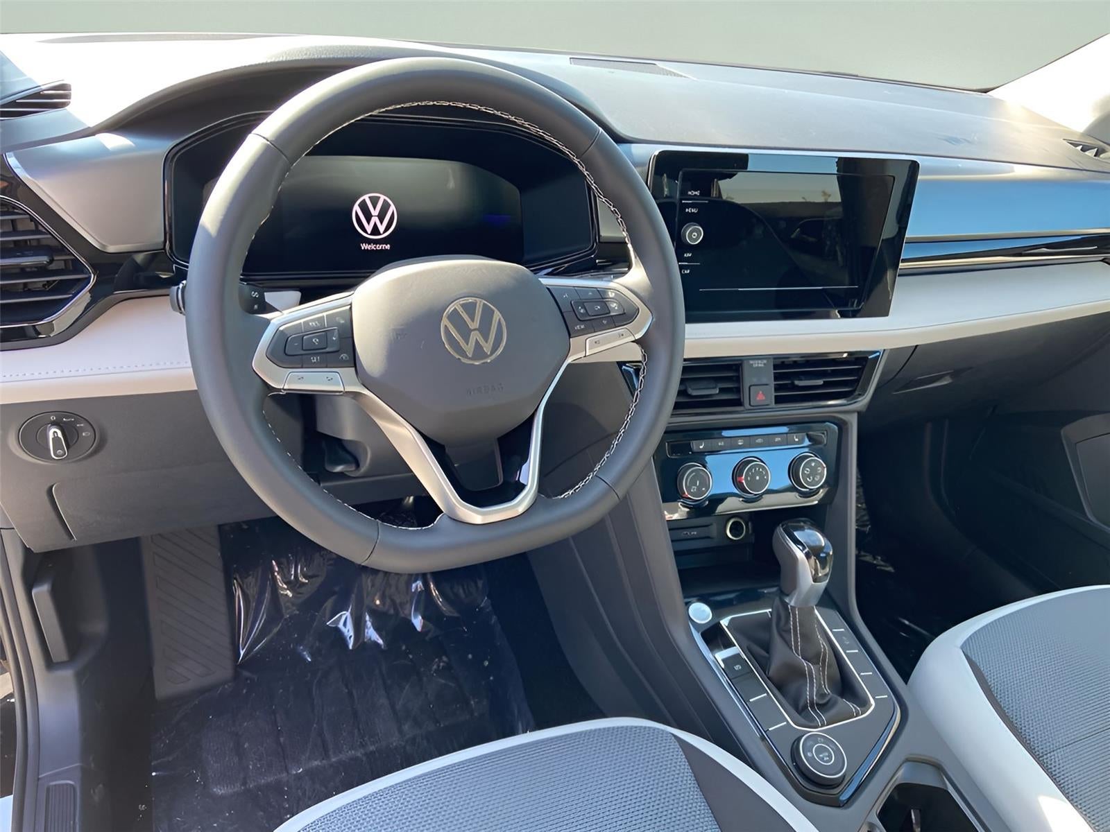 2025 Volkswagen Taos 1.5T S