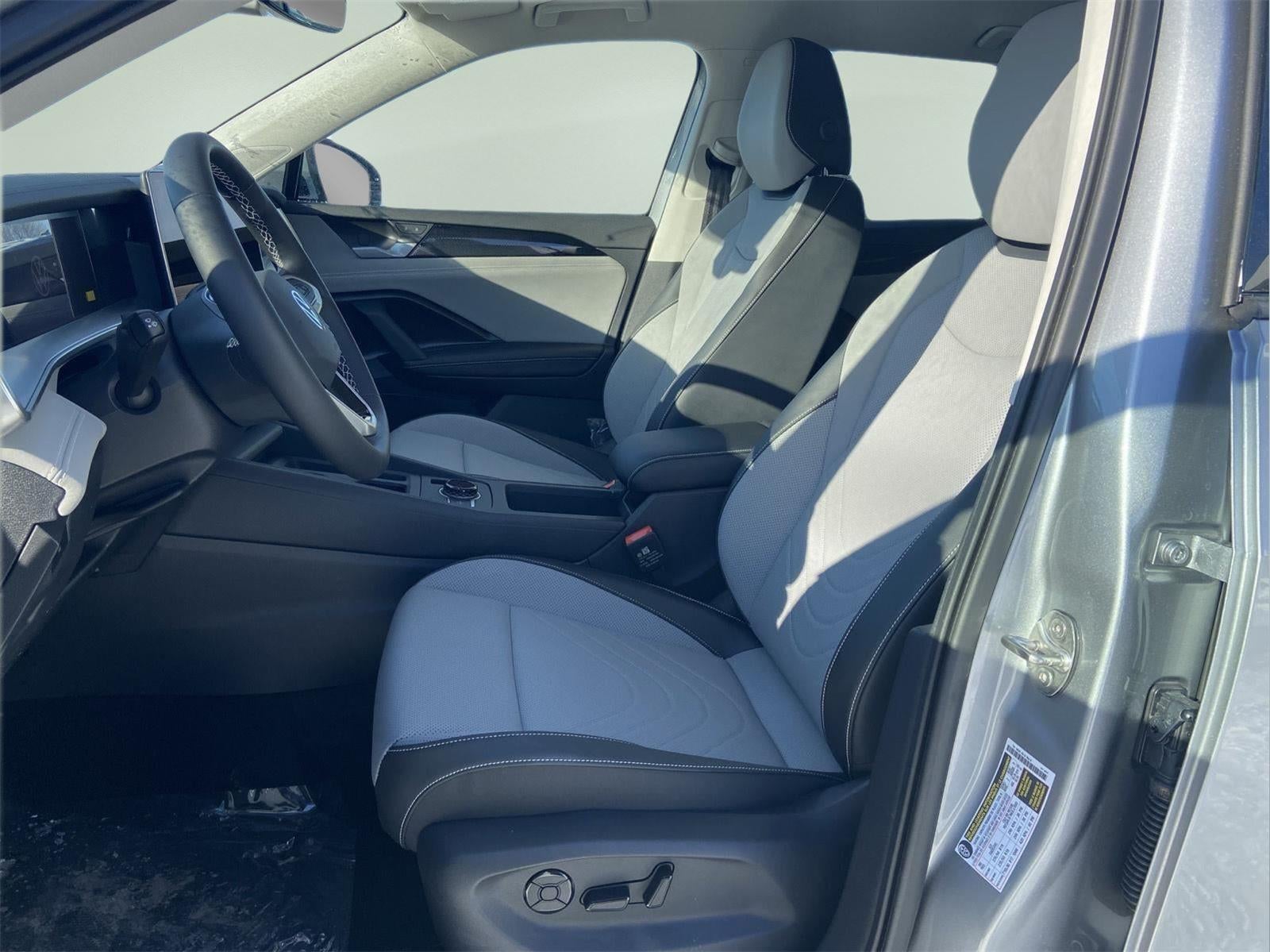 2026 Volkswagen Tiguan SE AWD