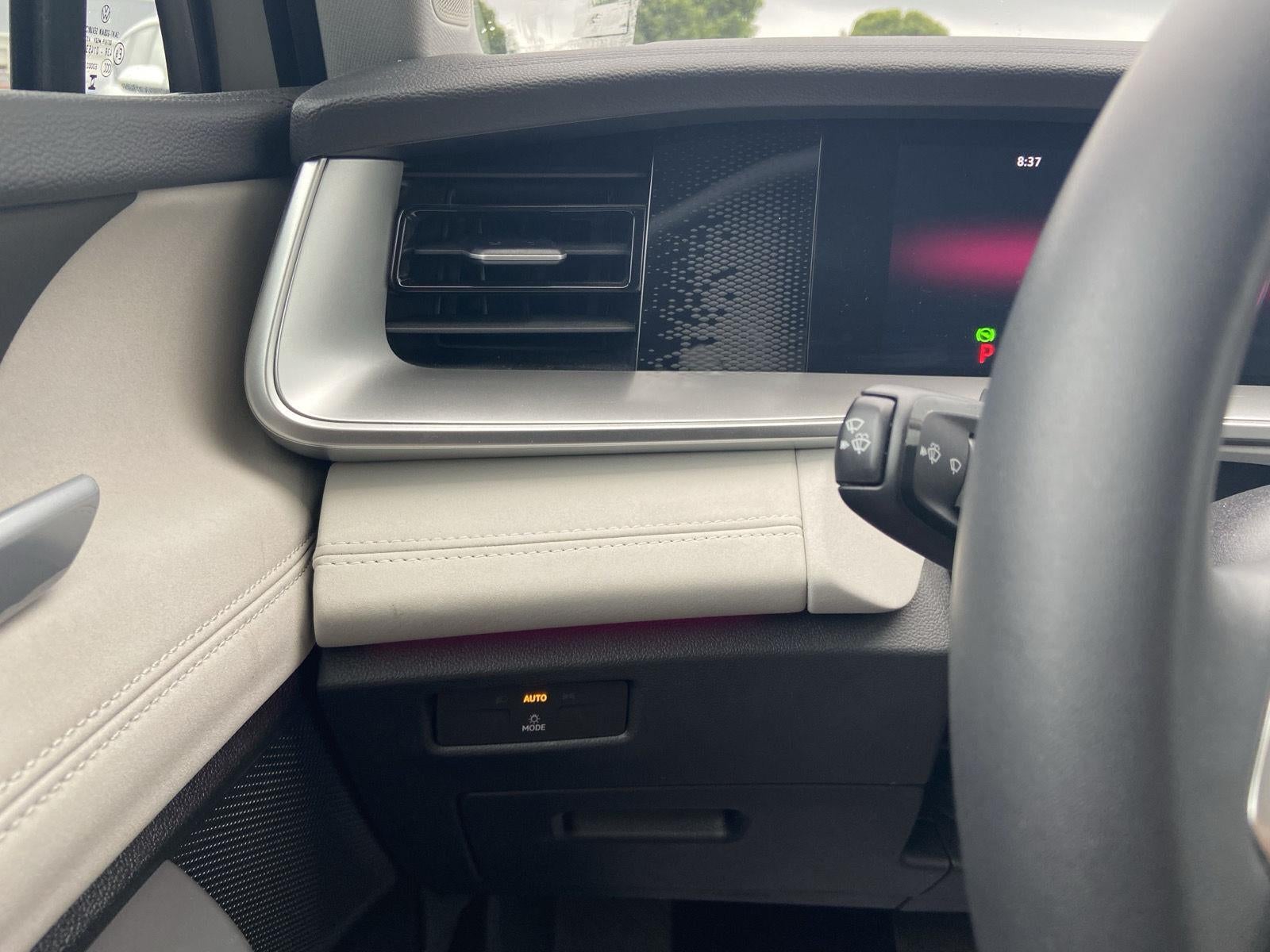 2025 Volkswagen Tiguan SE