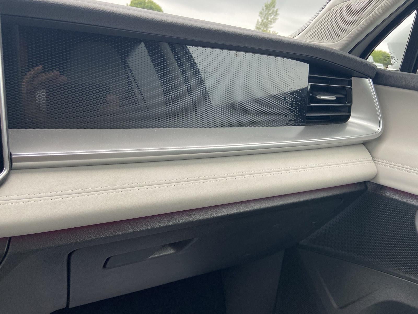 2025 Volkswagen Tiguan SE