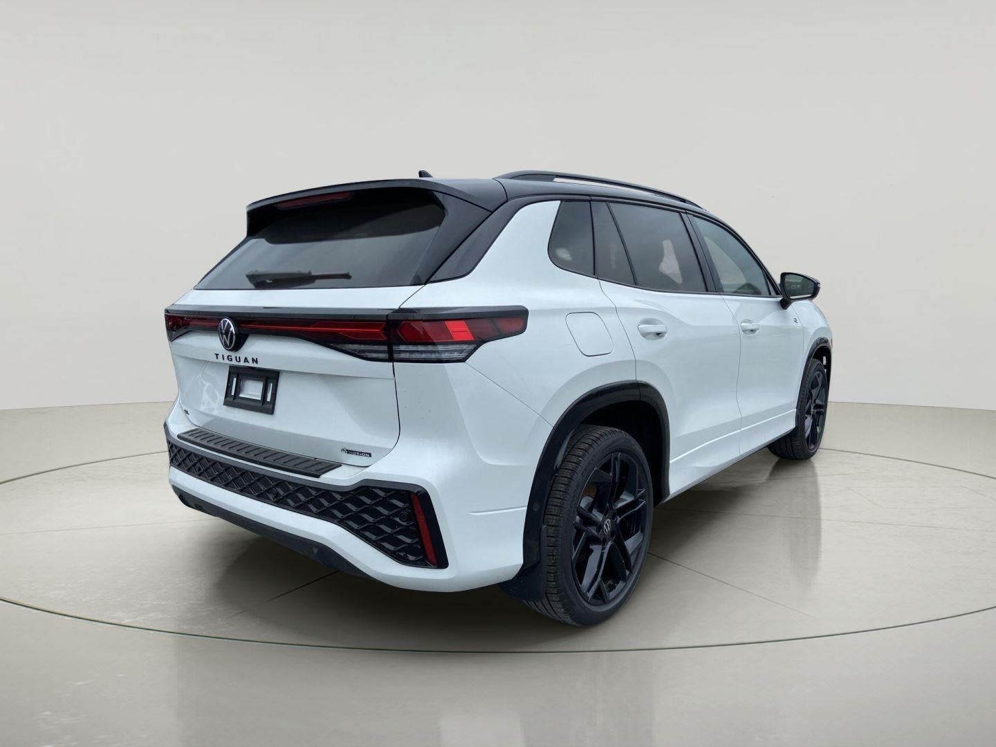 2026 Volkswagen Tiguan SE R-Line Black