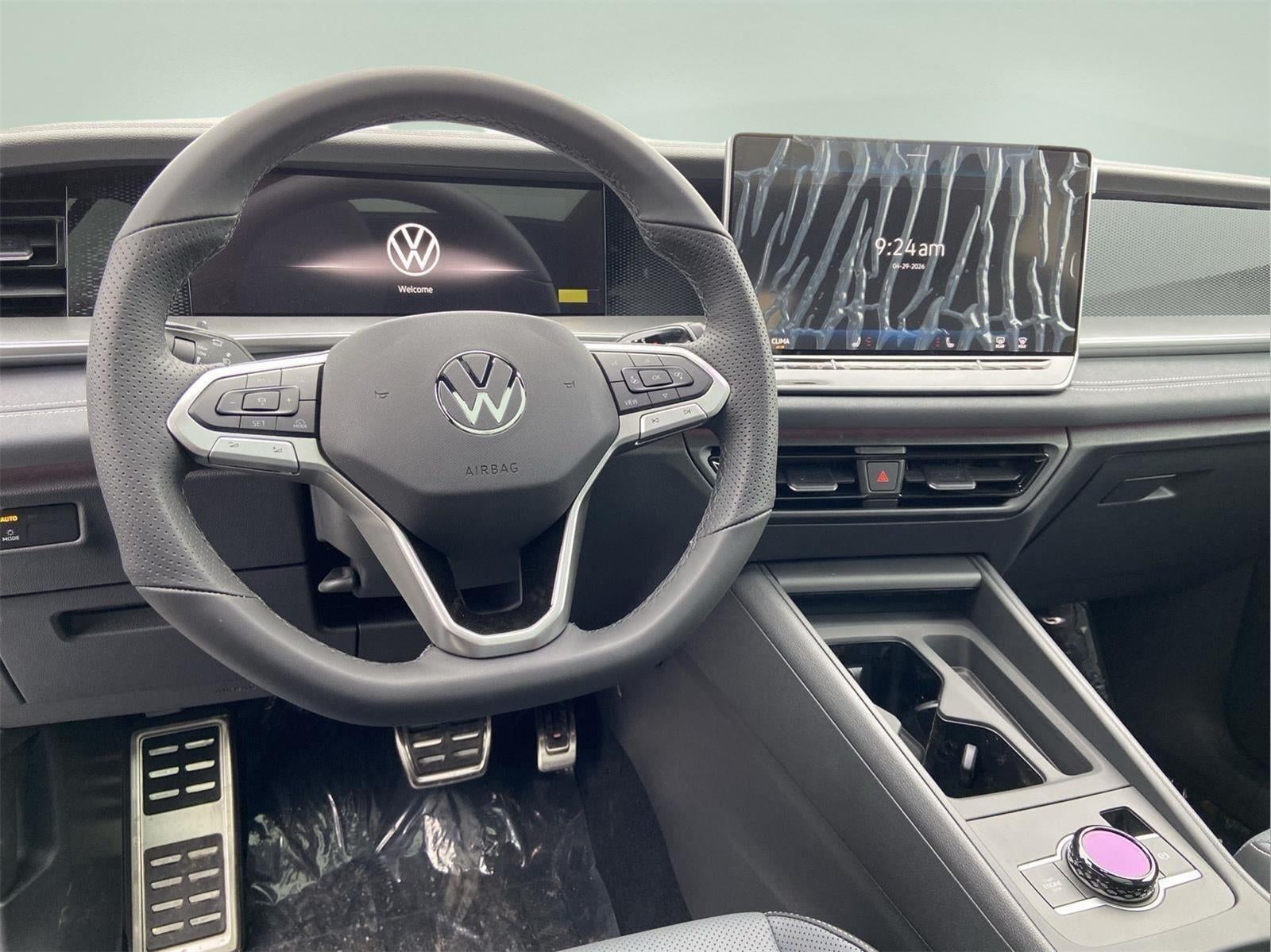 2026 Volkswagen Tiguan SE R-Line Black