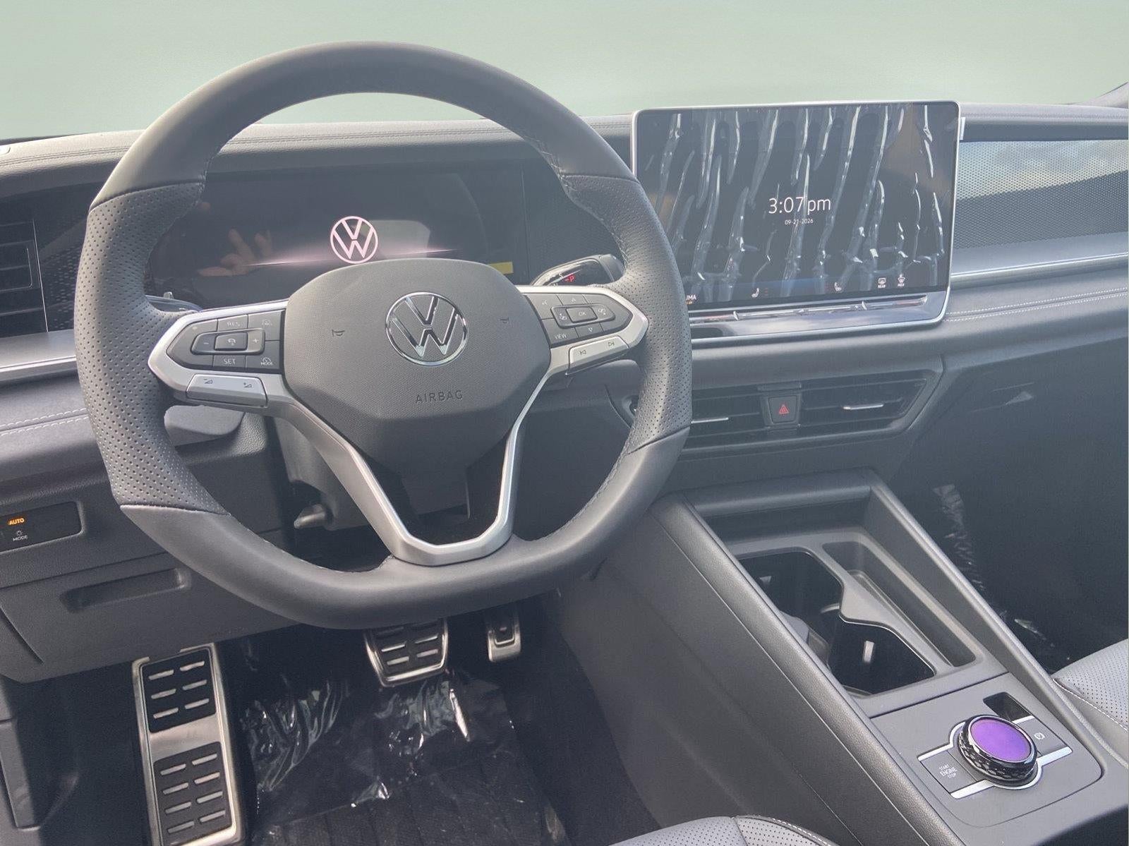 2026 Volkswagen Tiguan SE R-Line Black