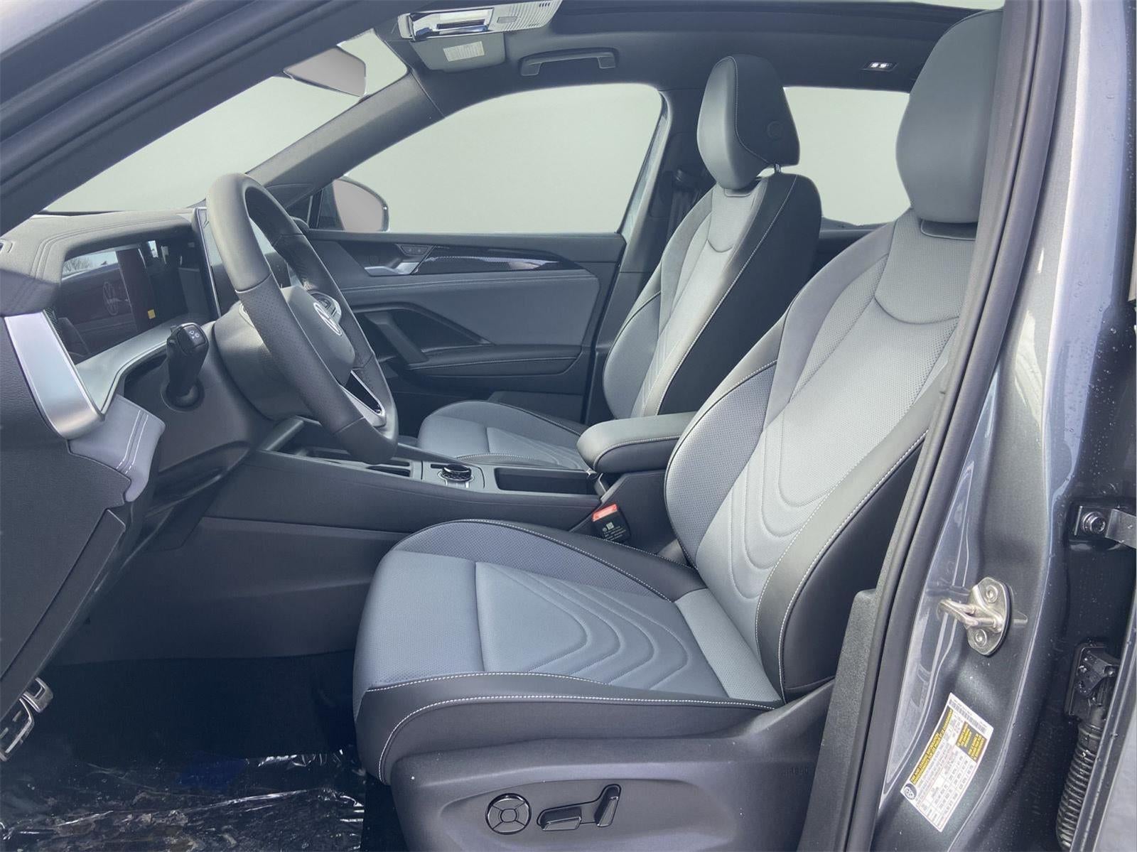 2026 Volkswagen Tiguan SE R-Line AWD