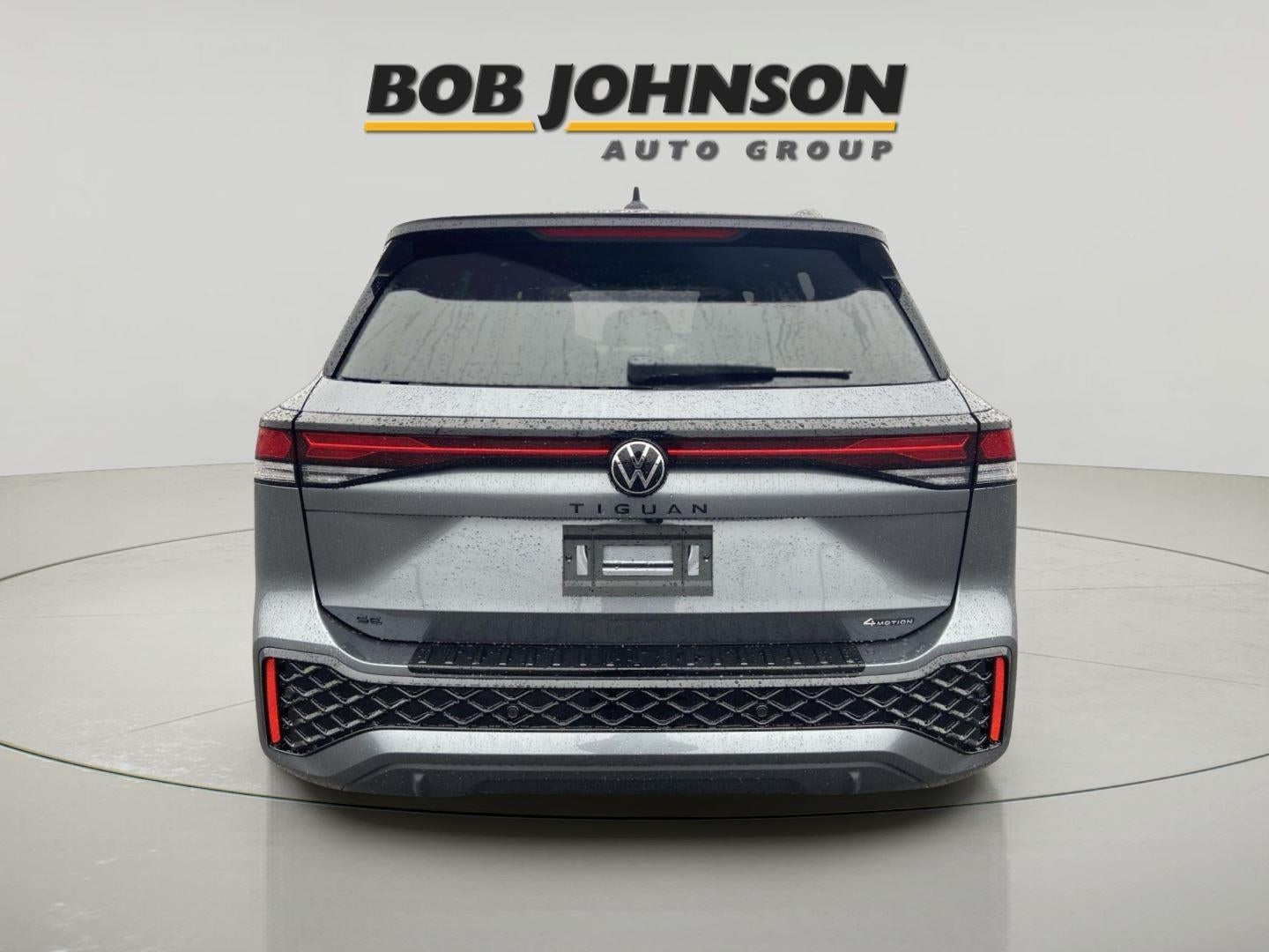 2026 Volkswagen Tiguan SE R-Line Black
