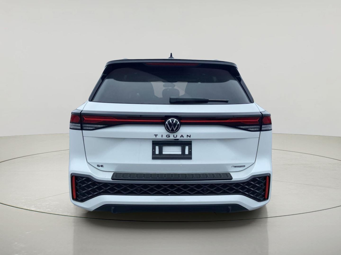2026 Volkswagen Tiguan SE R-Line Black