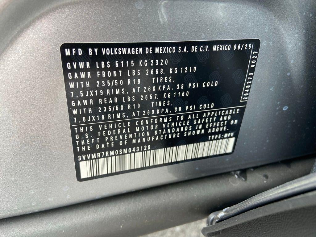 2025 Volkswagen Tiguan 2.0T SE