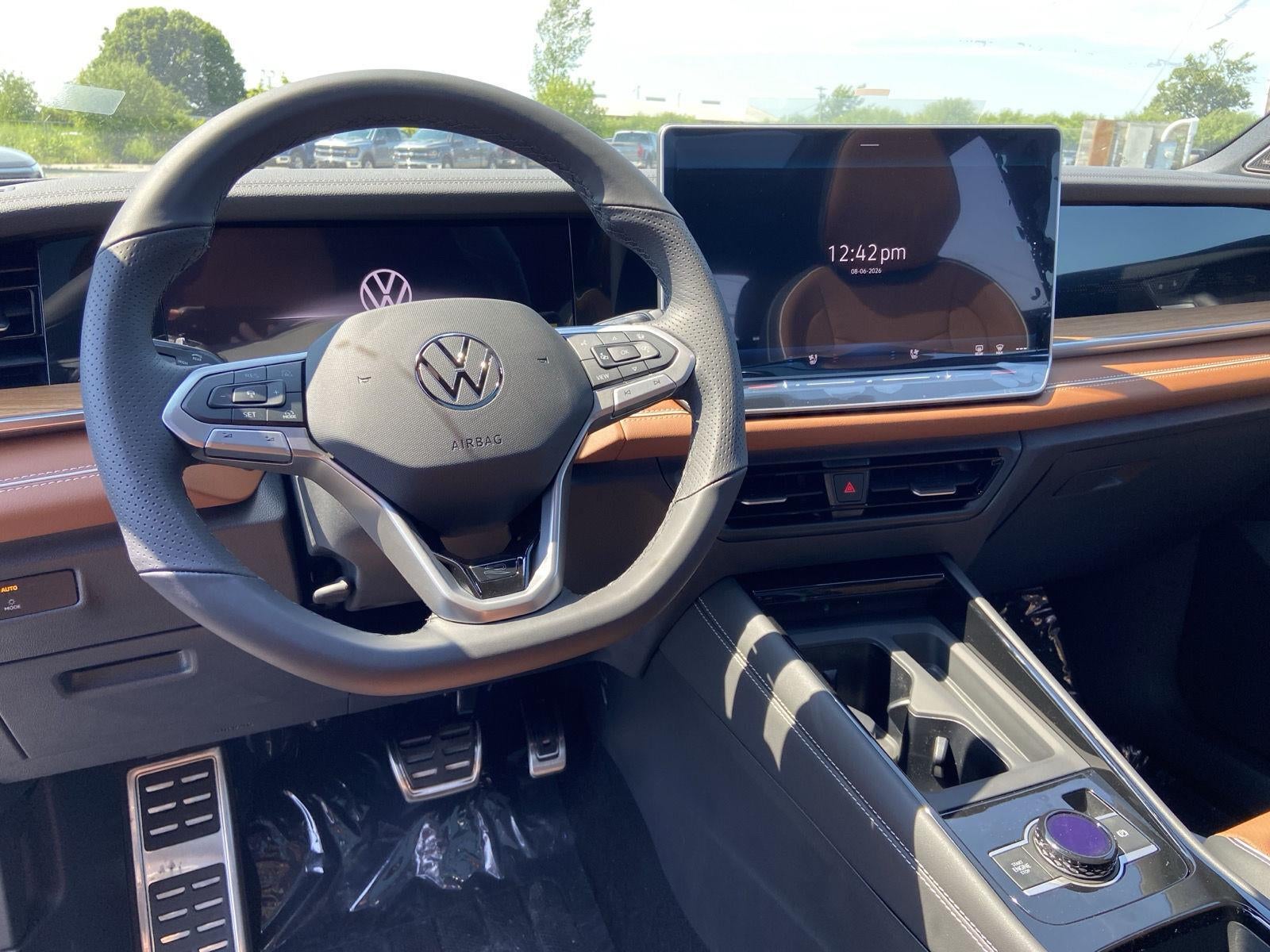 2026 Volkswagen Tiguan SEL R-Line Turbo