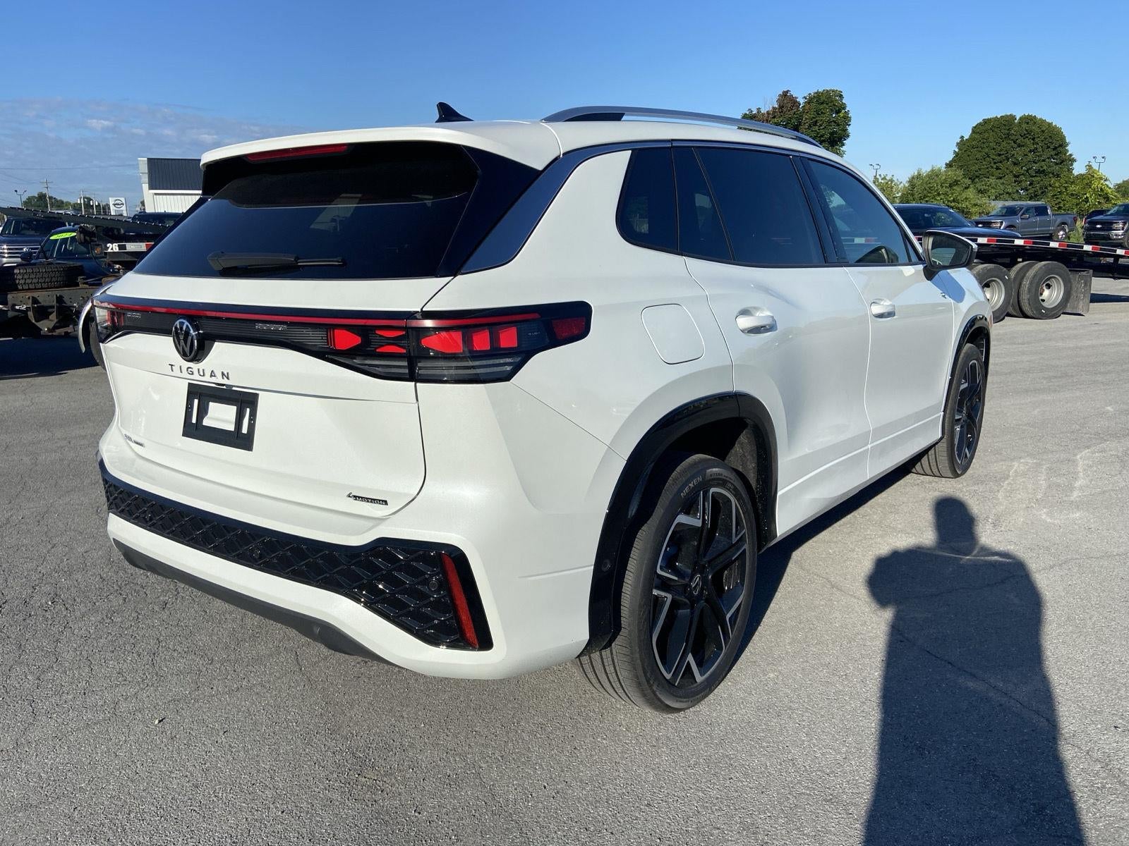 2026 Volkswagen Tiguan SEL R-Line Turbo