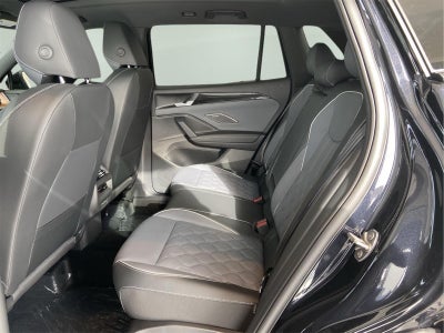 2026 Volkswagen Tiguan 2.0T SEL R-Line