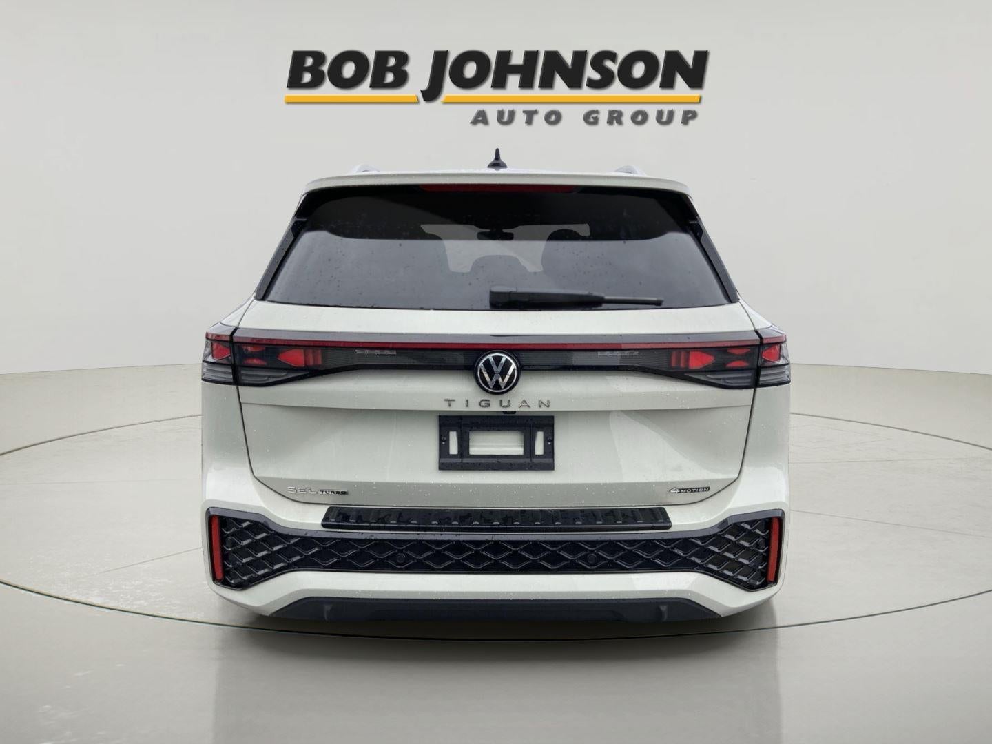 2026 Volkswagen Tiguan SEL R-Line Turbo 4MOTION