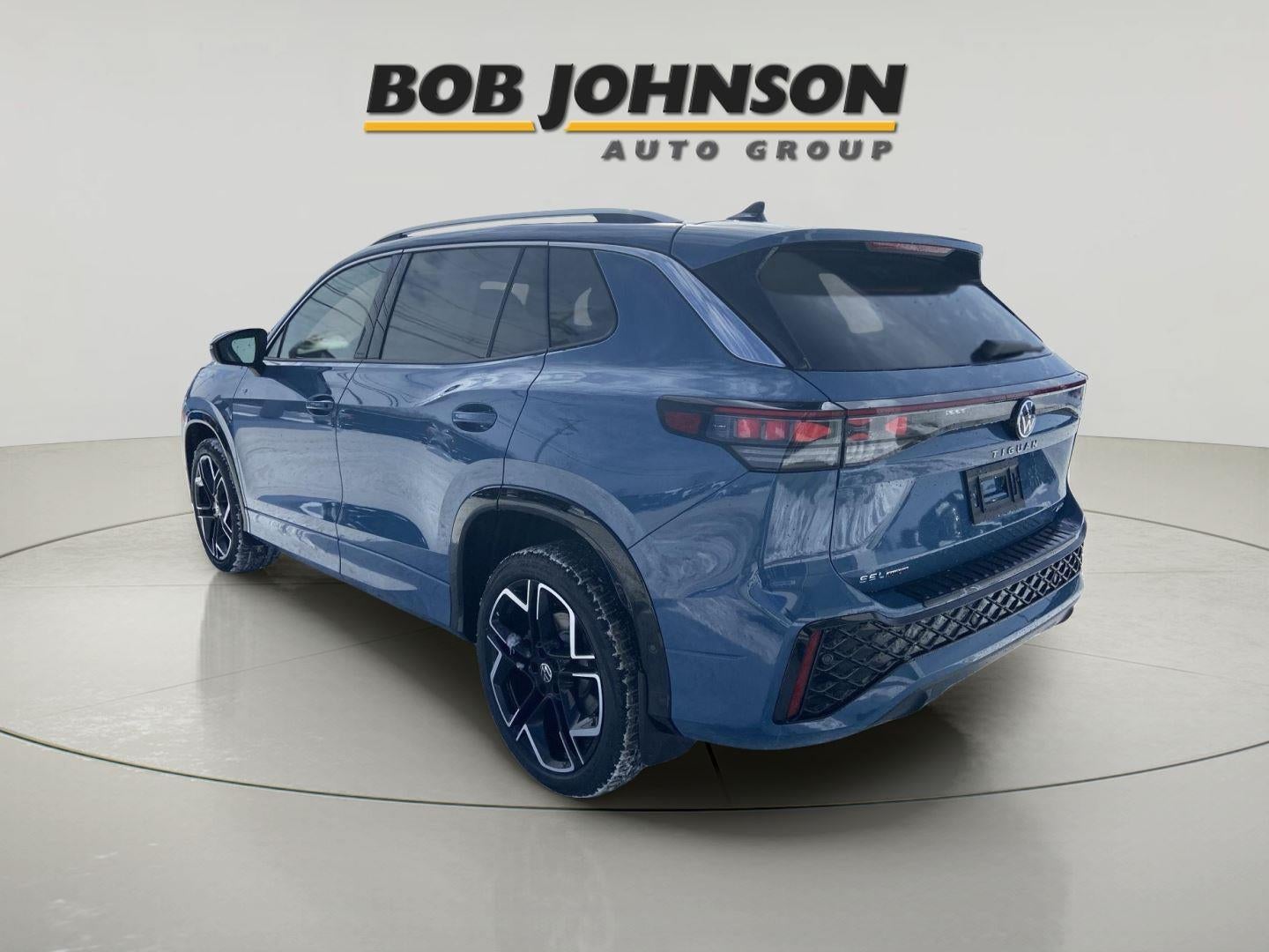 2026 Volkswagen Tiguan SEL R-Line Turbo 4MOTION