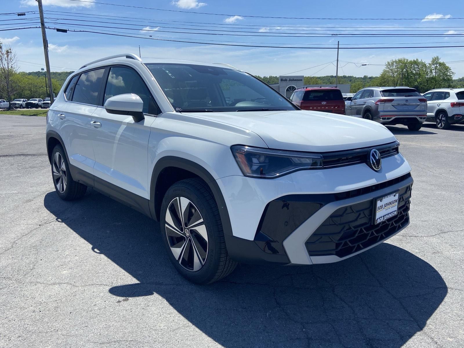 2026 Volkswagen Taos SE