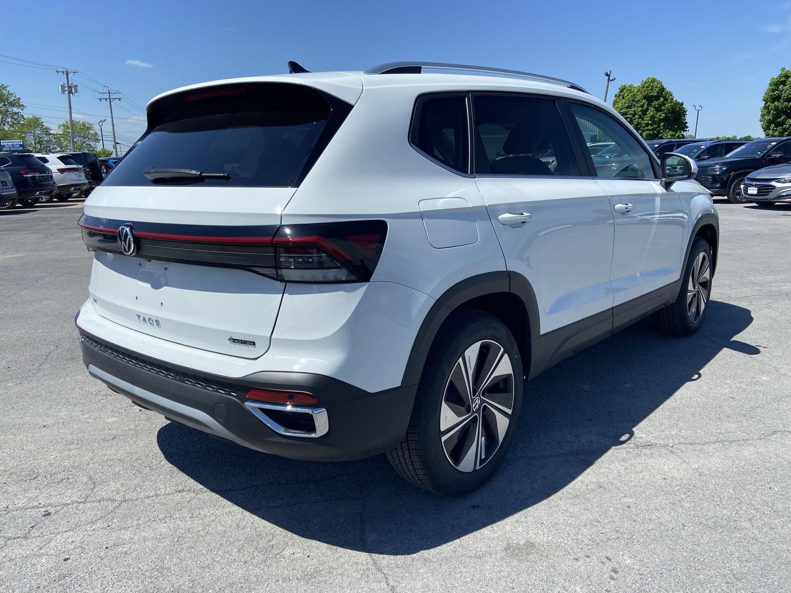2026 Volkswagen Taos SE
