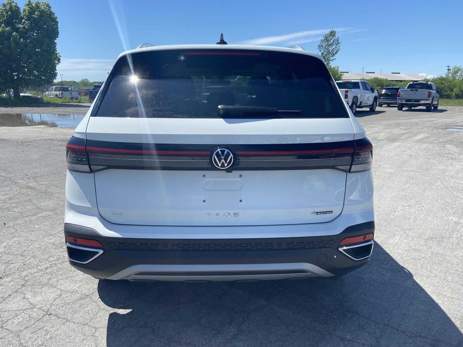 2026 Volkswagen Taos SE