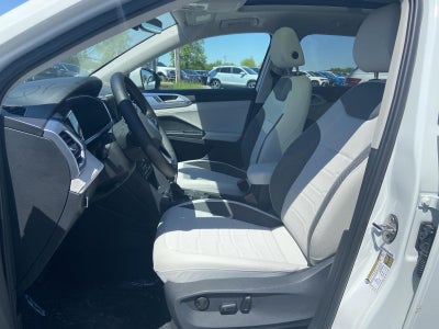 2026 Volkswagen Taos SE