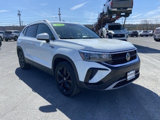2022 Volkswagen Taos SE