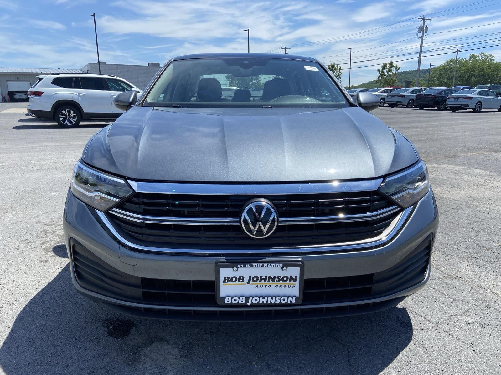 3VW7M7BU5PM035942