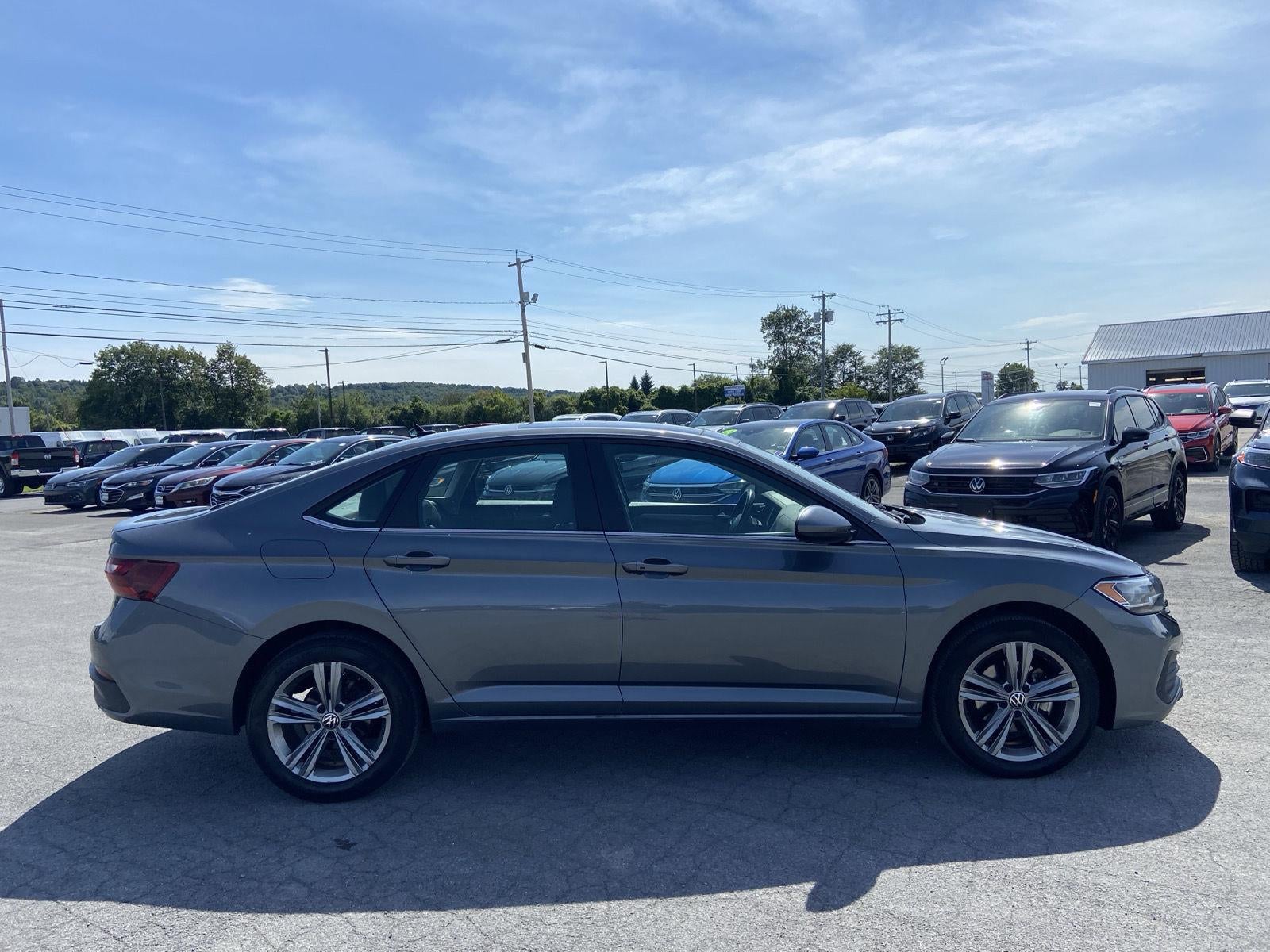 2024 Volkswagen Jetta SE
