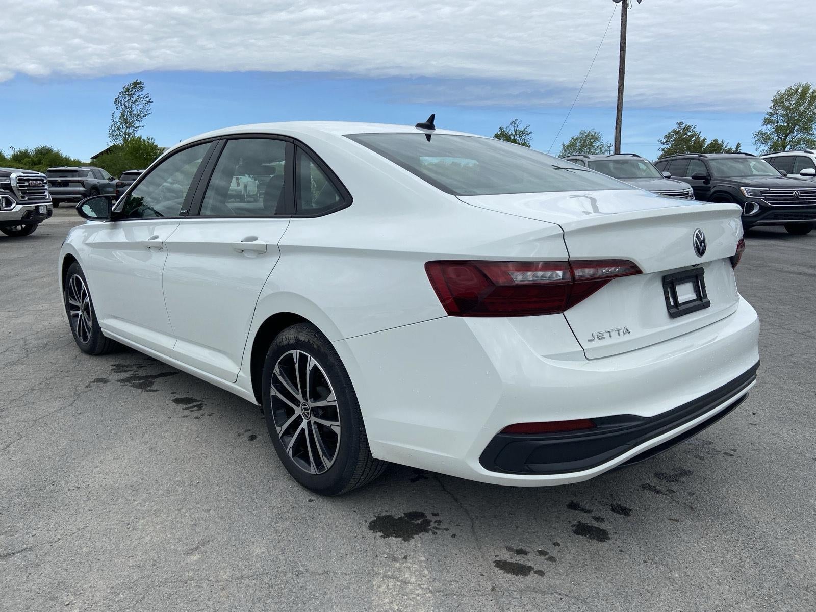 2023 Volkswagen Jetta Sport