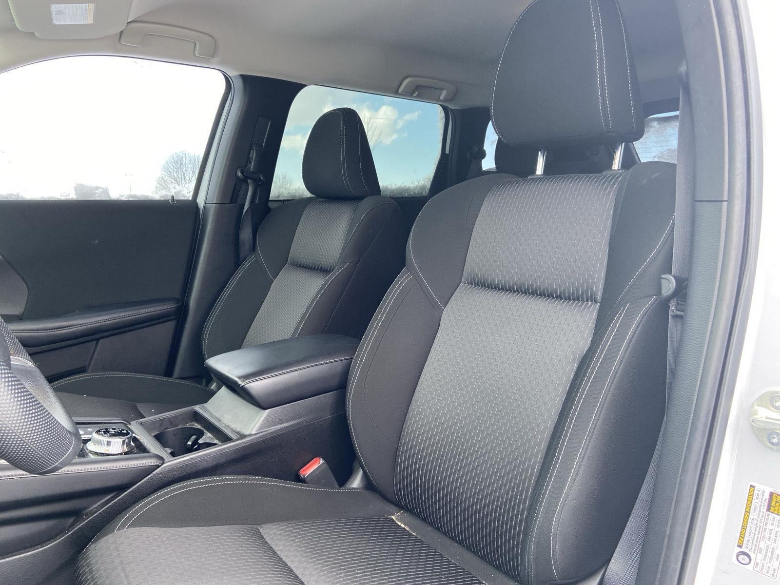 2022 Mitsubishi Outlander ES