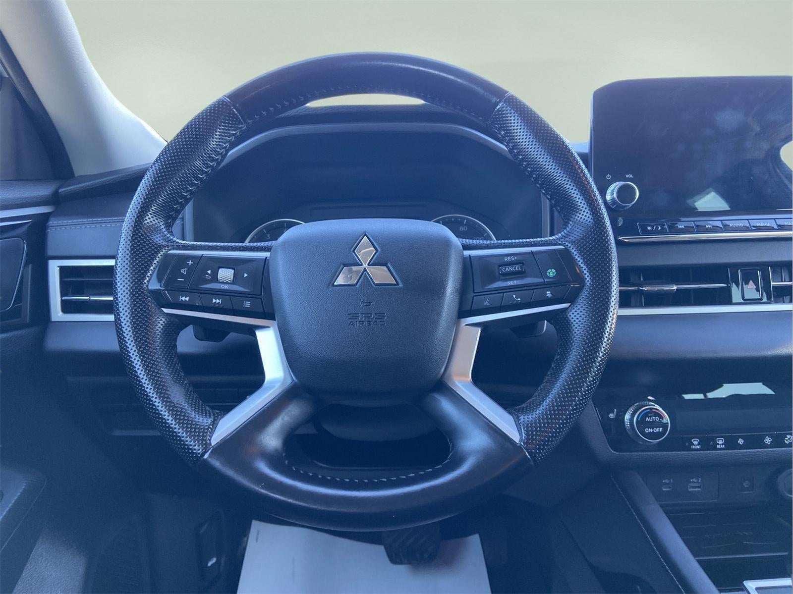 2022 Mitsubishi Outlander SE