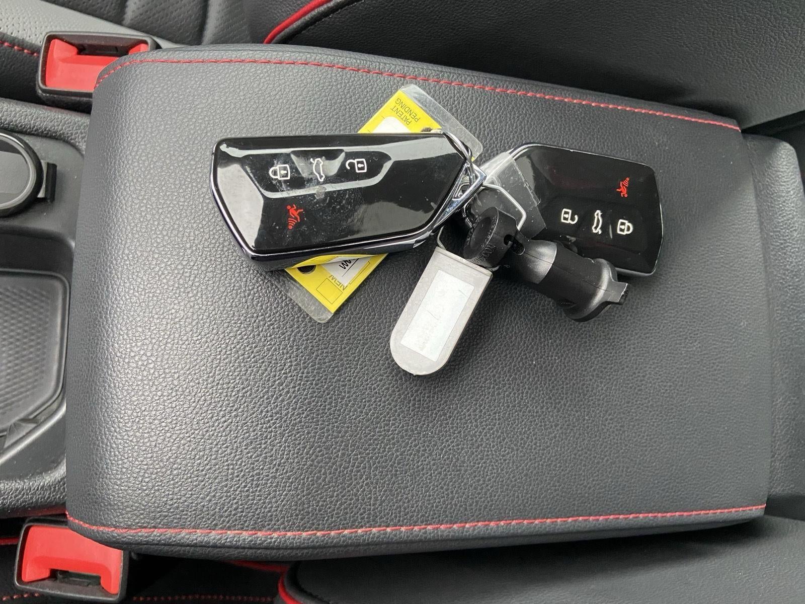 2023 Volkswagen Golf GTI 2.0T SE