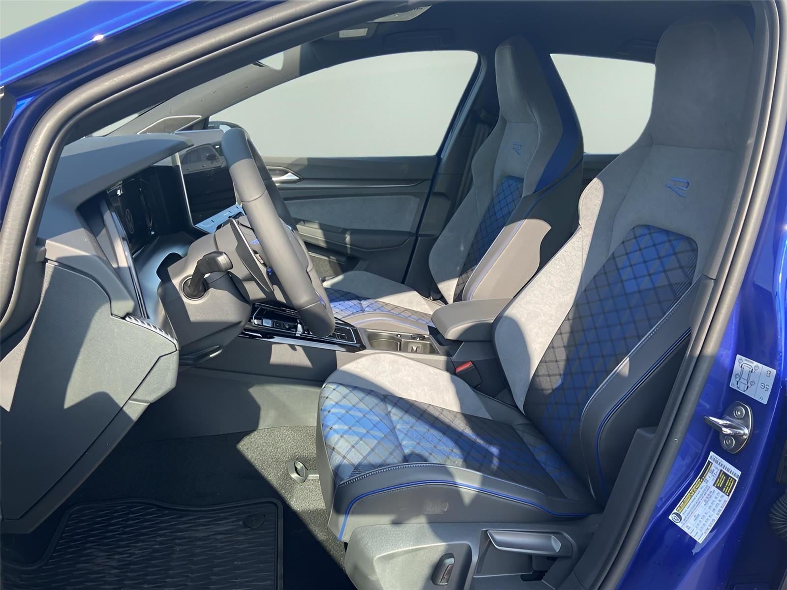 2025 Volkswagen Golf R 2.0T Black Edition