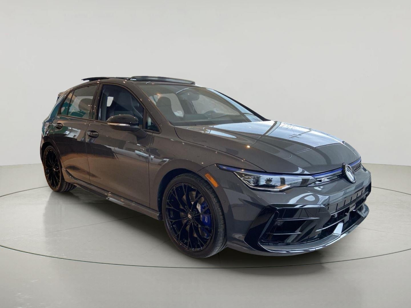 2026 Volkswagen Golf R Golf R 4-door DSG's photo