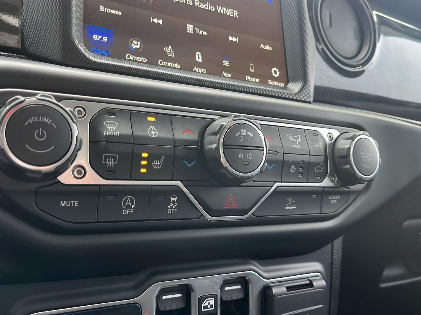 2023 Jeep Wrangler Sport Altitude