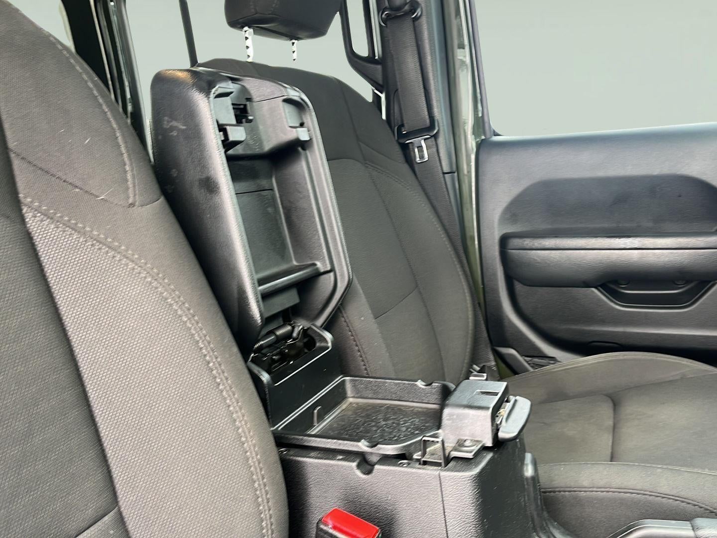 2023 Jeep Wrangler Sport Altitude