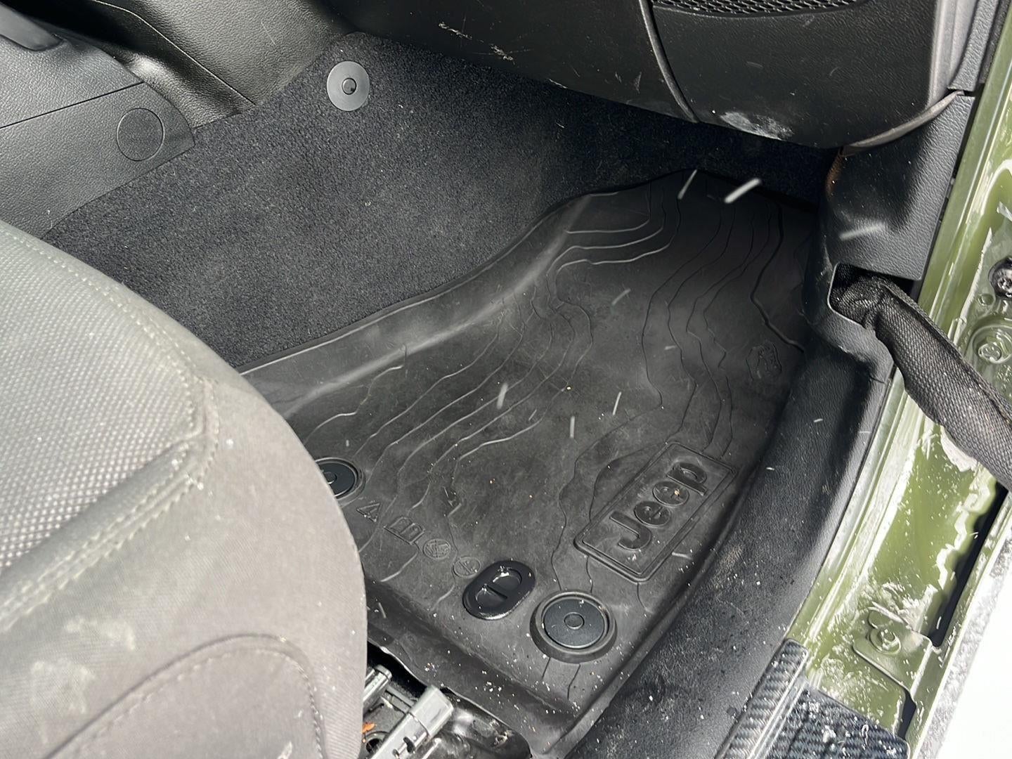 2023 Jeep Wrangler Sport Altitude