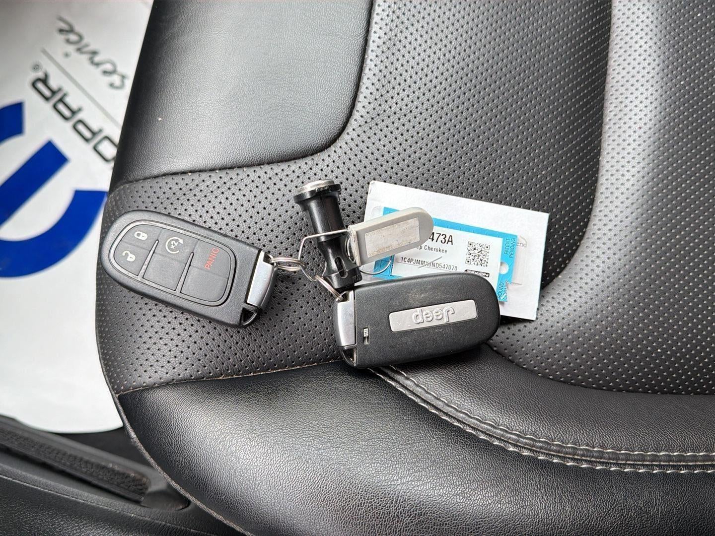 2022 Jeep Cherokee Latitude Lux