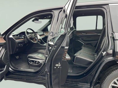 2023 Jeep Grand Cherokee Summit