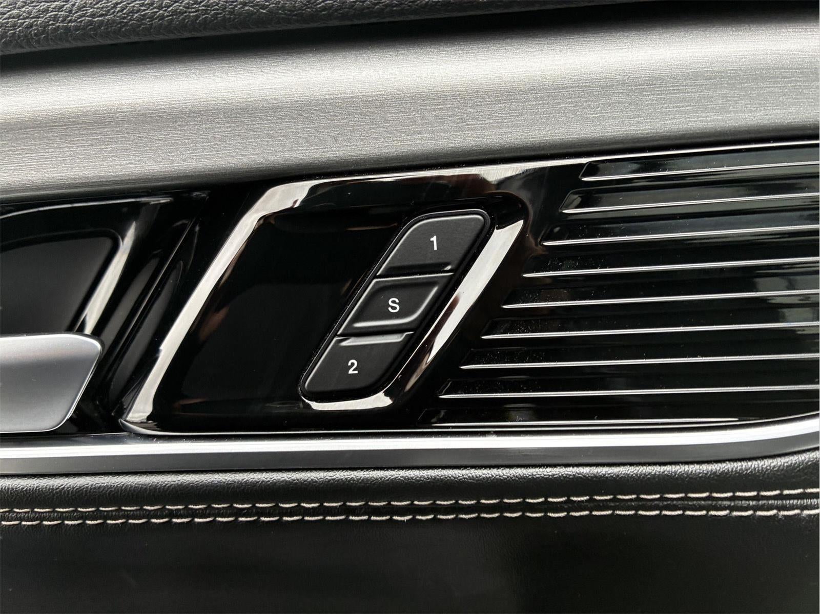 2024 Jeep Wagoneer Series II Carbide