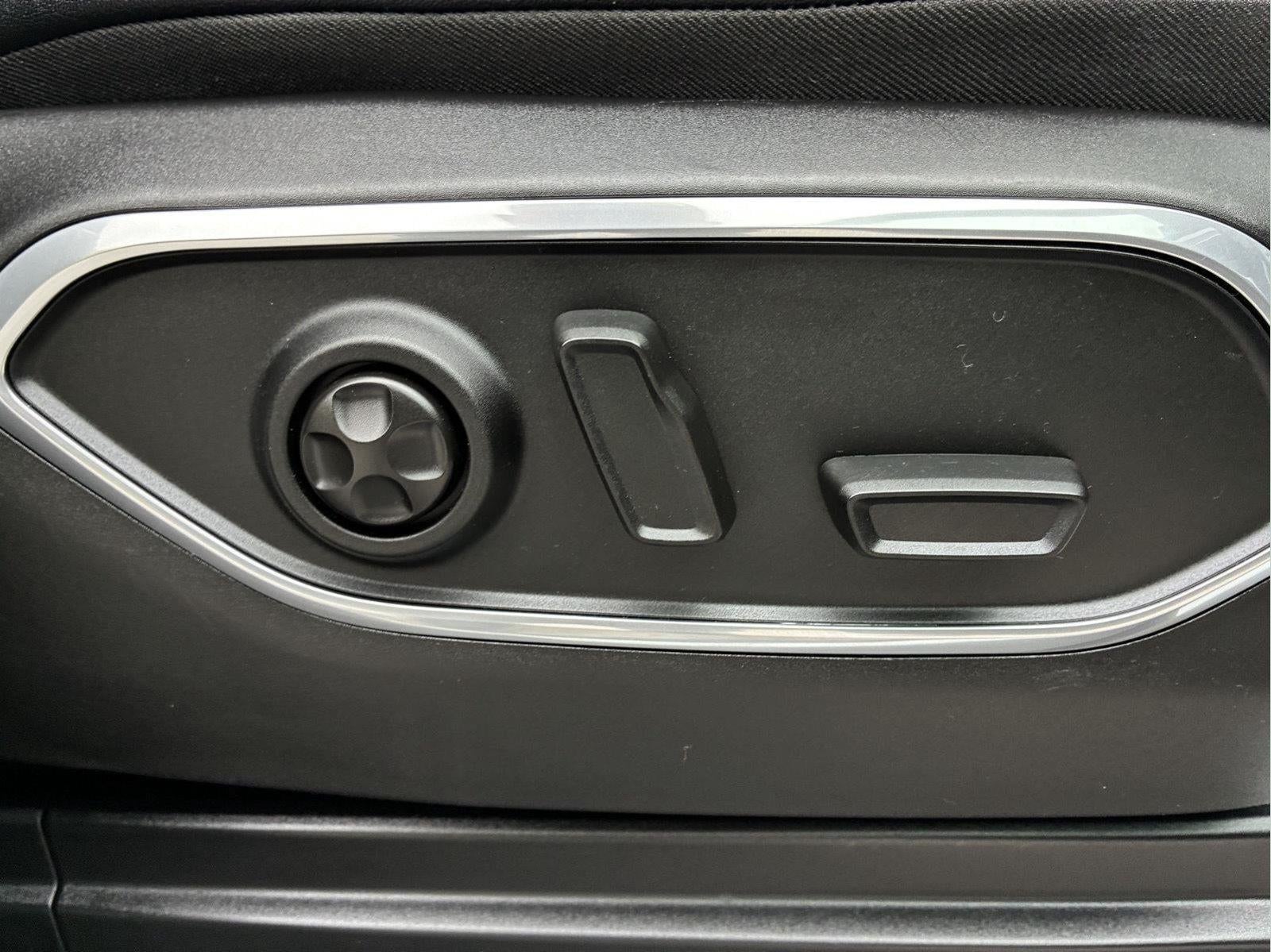 2024 Jeep Wagoneer Series II Carbide
