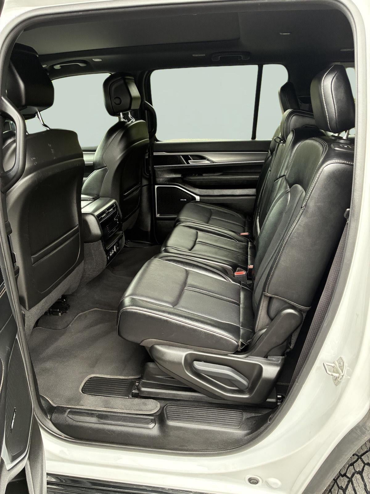 2024 Jeep Wagoneer Series II Carbide