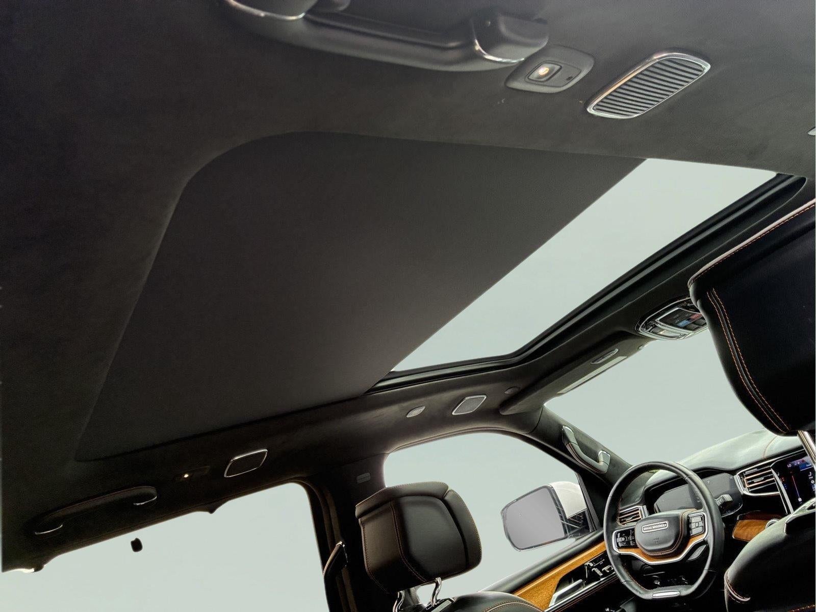 2022 Jeep Grand Wagoneer Series III
