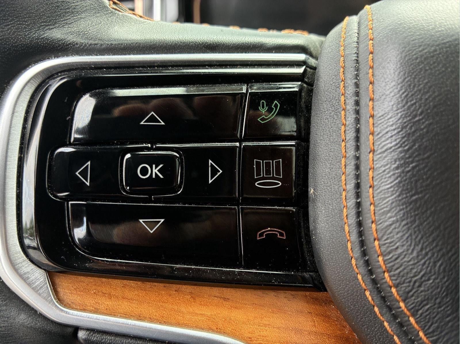 2022 Jeep Grand Wagoneer Series III