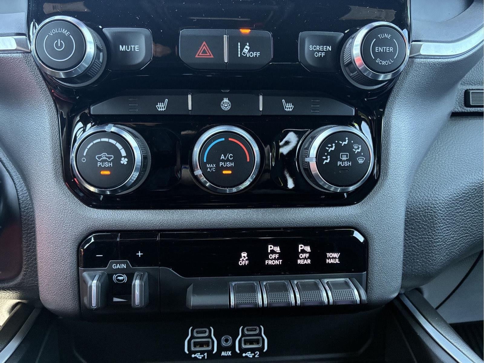 2025 RAM 1500 Big Horn