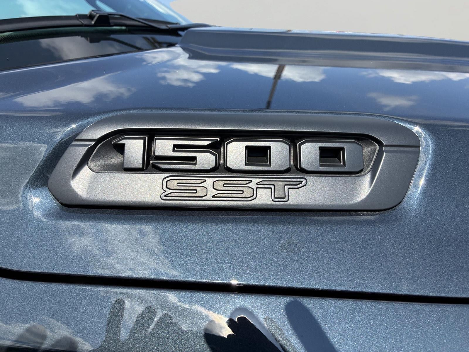 2025 RAM 1500 Warlock