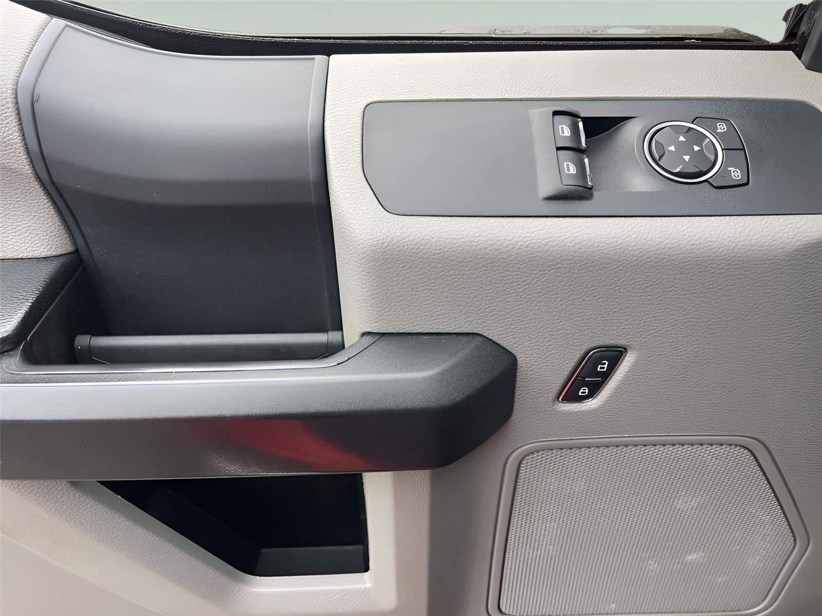 2022 Ford Super Duty F-350 SRW XL