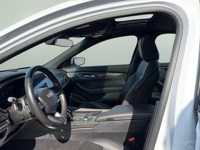 2022 Cadillac CT5 Sport