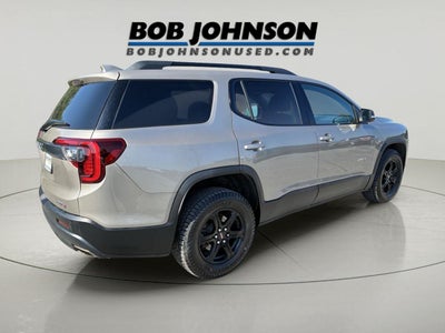 2022 GMC Acadia AT4