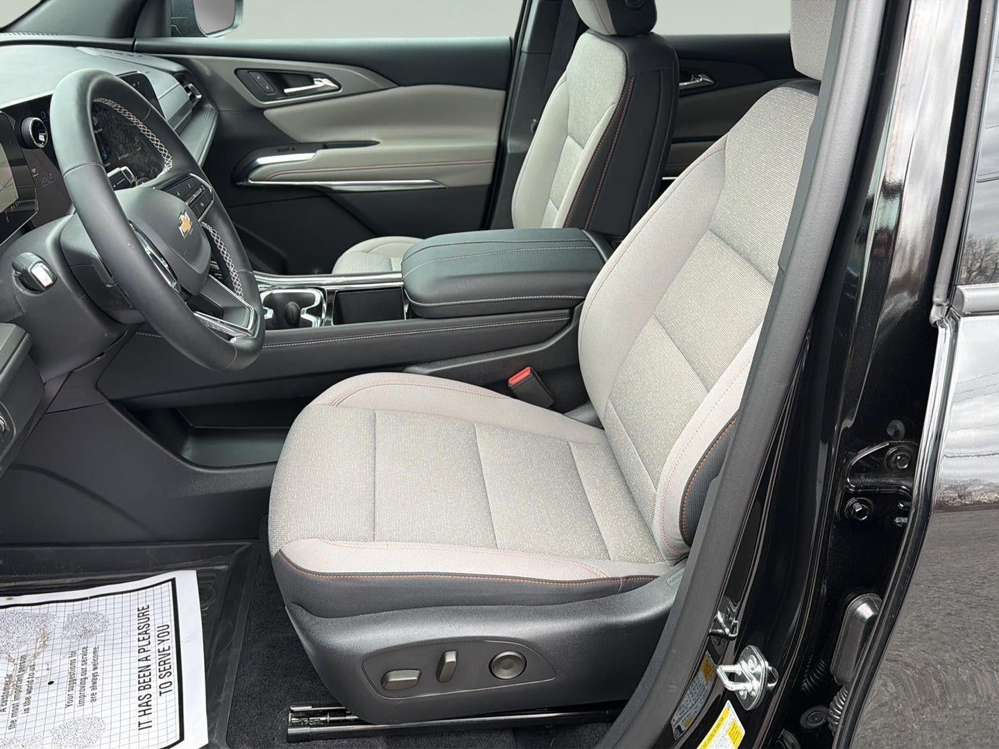 2026 Chevrolet Traverse AWD LT