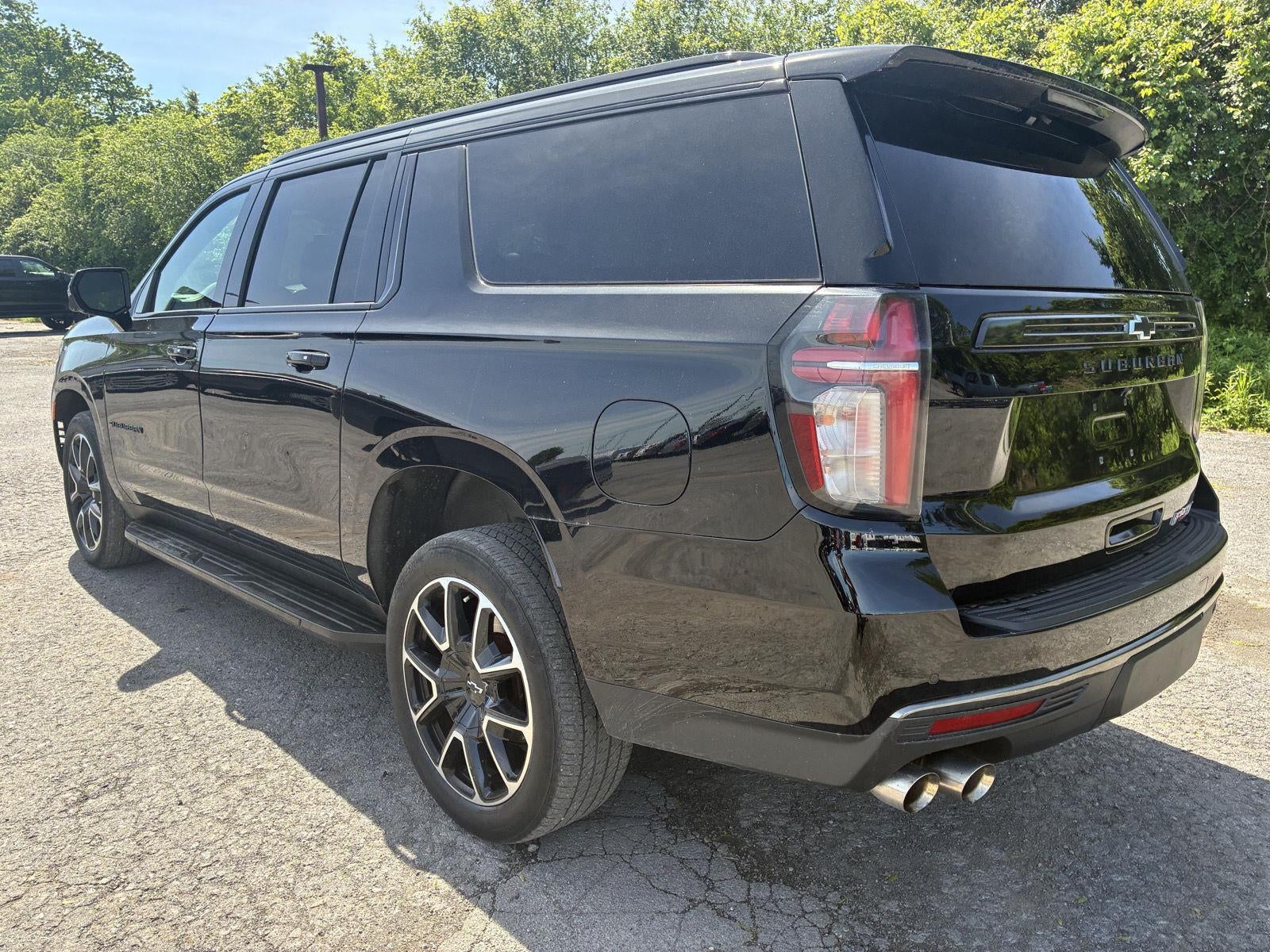 2022 Chevrolet Suburban RST